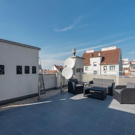 Grosse Terrasse, Klimaanlage Und U-Bahn Naehe Apartment Wien Ngoại thất bức ảnh