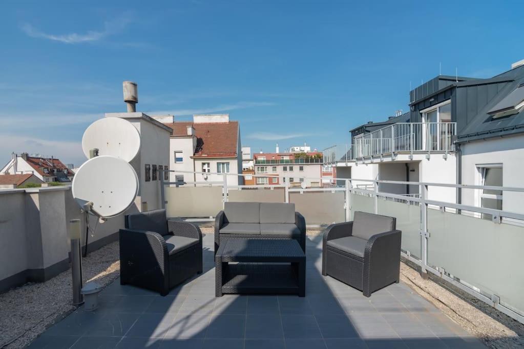 Grosse Terrasse, Klimaanlage Und U-Bahn Naehe Apartment Wien Ngoại thất bức ảnh