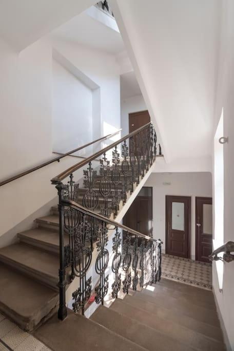 Grosse Terrasse, Klimaanlage Und U-Bahn Naehe Apartment Wien Ngoại thất bức ảnh